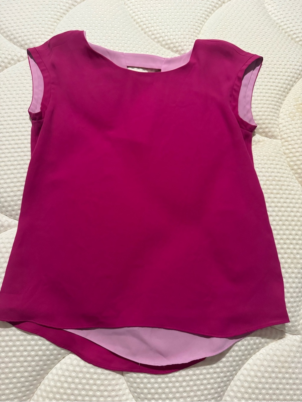 Women’s reversible pink/fuchsia dress shirt